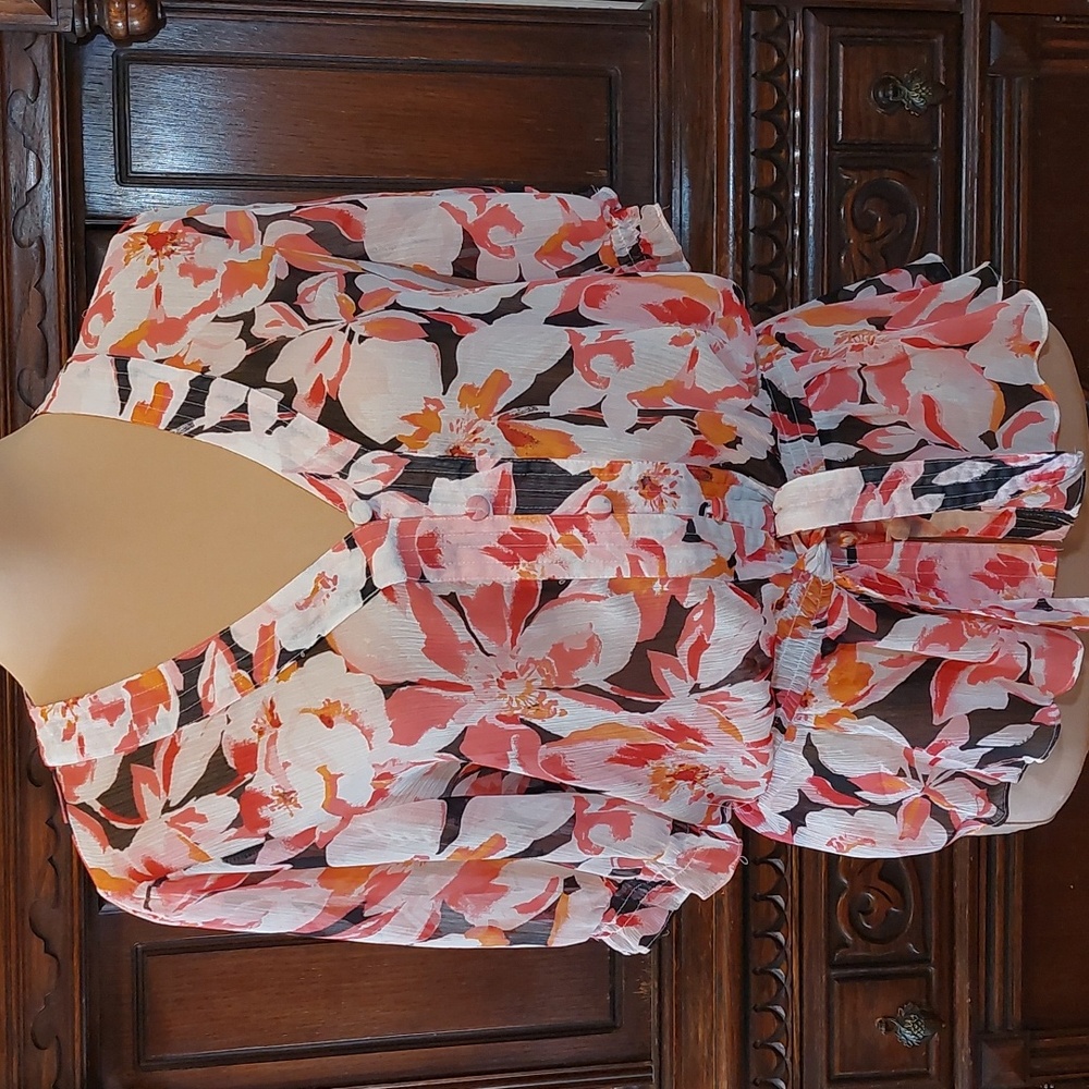WORTHINGTON mid sleeve, floral blouse. Size 6. NWOT ⁸